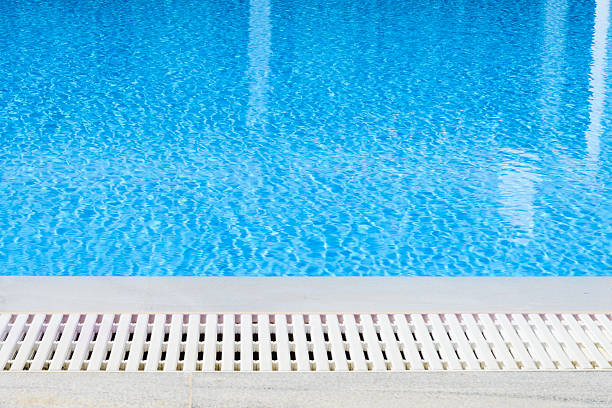 istock edge of the swimming pool overflow 492151797