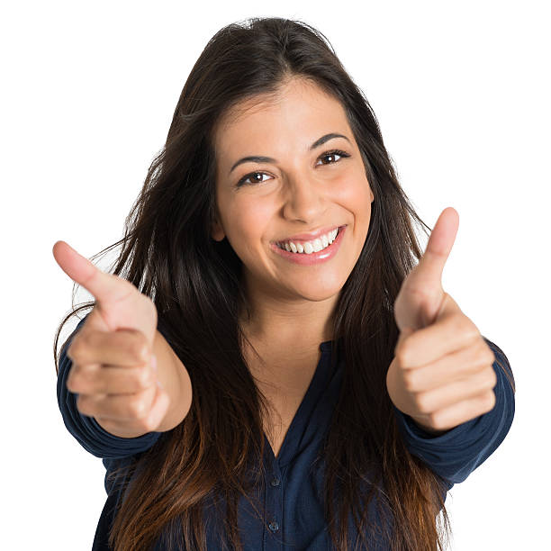 signo de mujer mostrando pulgar arriba - confidence toothy smile thumbs up ok sign fotografías e imágenes de stock