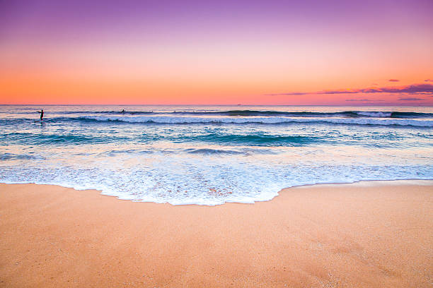 coucher de soleil sur la mer. - sydney australia australia beach image photos et images de collection