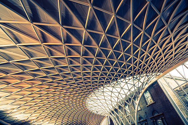 techo de reyes x sharp - estación de kings cross fotografías e imágenes de stock