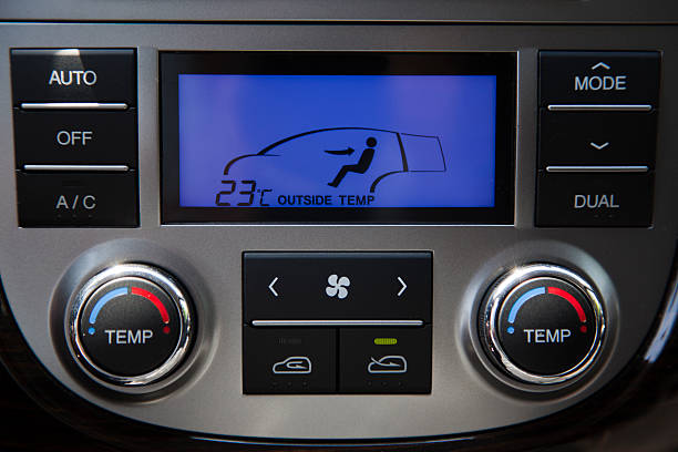 climatisation et le chauffage dans la voiture - gauge car motor vehicle heat photos et images de collection
