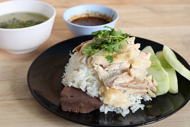 istock Hainanese chicken rice 492218034