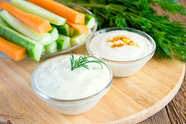istock Greek Tzatziki yogurt dip 492226030