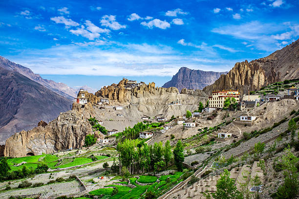 dhankar гомпа. индия. spiti долина - gompa стоковые фото и изображения