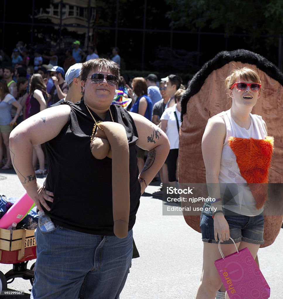 프라이드 퍼레이드 참가자가 - 로열티 프리 Gay Pride Parade 스톡 사진