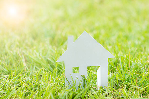istock House white paper cut concept 492301365