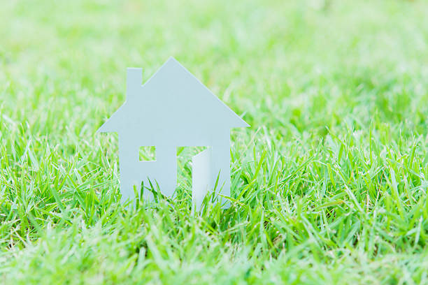 istock House white paper cut concept 492301381