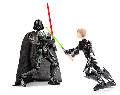 Nuevo Buildable Figuras Lego Darth Vader Vs Luke Skywalker stock y más de imágenes de 2015 - iStock