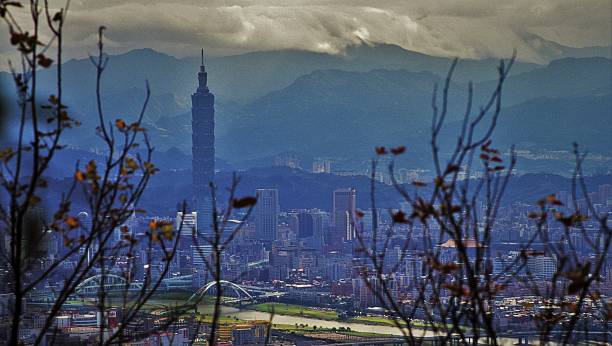 istock Taipei 101 Against the Mountain Range 492321868