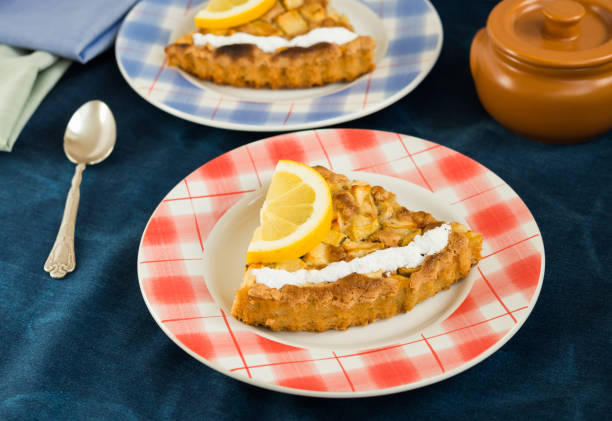 istock Dessert Homemade Apple Pie 492396568