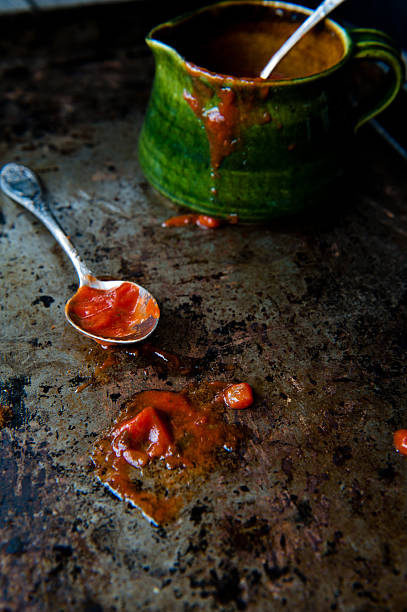 sos pomidorowy - tomato sauce tomato spinach soup zdjęcia i obrazy z banku zdjęć