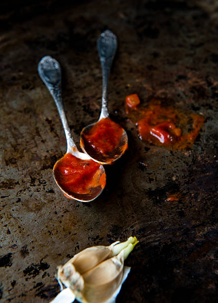 sos pomidorowy - tomato sauce tomato spinach soup zdjęcia i obrazy z banku zdjęć