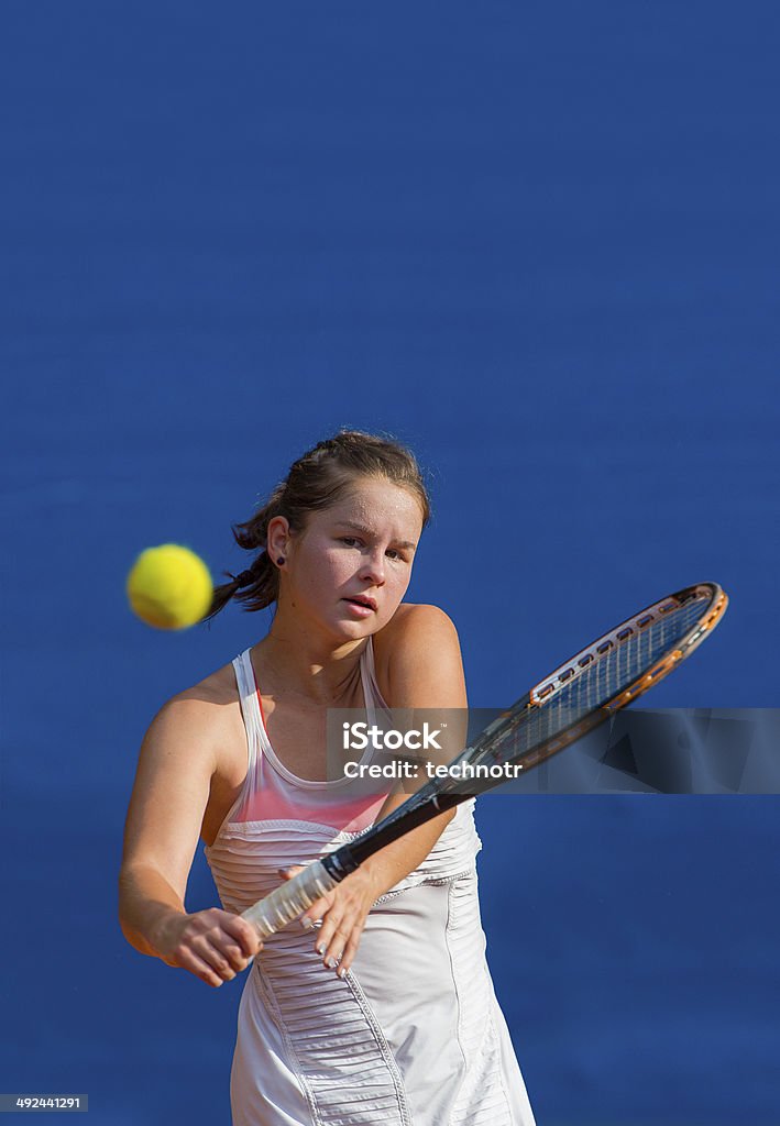 Giocatore di Tennis al rovescio Volley - Foto stock royalty-free di 20-24 anni