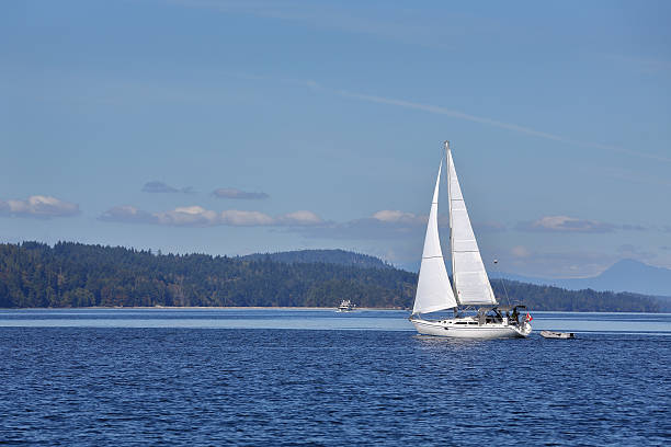 istock Gulf Islands Sailing, British Columbia 492492110