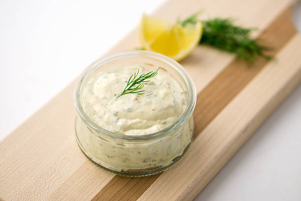 istock Tartar sauce dip in a glass bowl 492508586