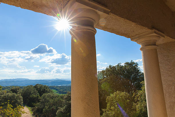 Lurs, United Kingdom Fabulous view from the 612m high situated medieval provencial village, overlooking the Durance valley. Column of an old chapel in front. lur stock pictures, royalty-free photos & images