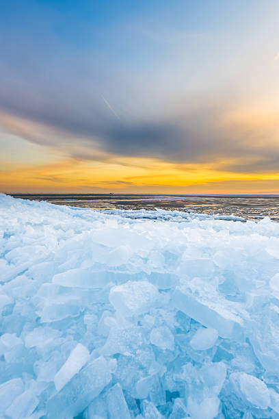 istock Early morning winter landscape 492528169