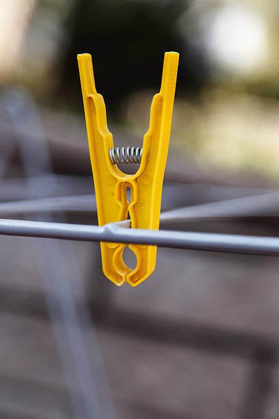 istock Tweezer of clothes 492532903