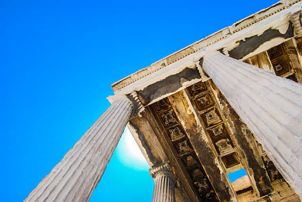 tempio greco - zeus olympia statue god foto e immagini stock