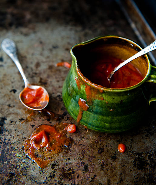 토마토 소스 - tomato sauce tomato spinach soup 뉴스 사진 이미지