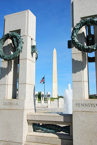 War Memorial frames Washingtom Monument stock photo