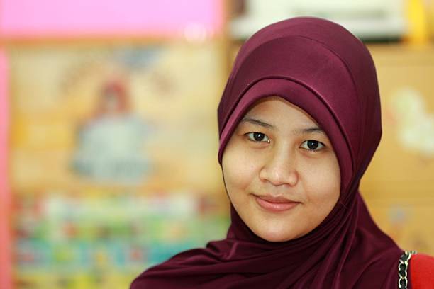 istock Muslim Woman 492551078