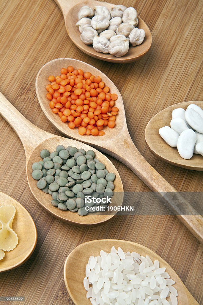 Pulsos y spoons - Foto de stock de Alimento libre de derechos