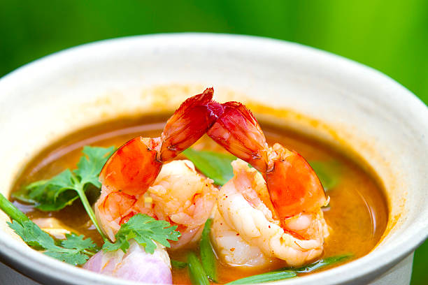 tom yum goong - lemon lime lyme regis vegetable stock-fotos und bilder