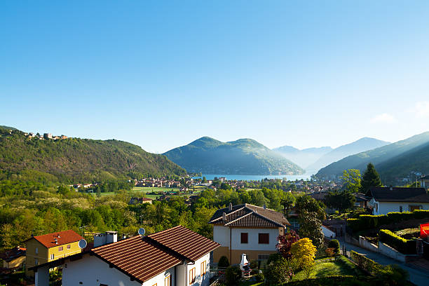 istock Sprin morning at Lake Lugano 492597937