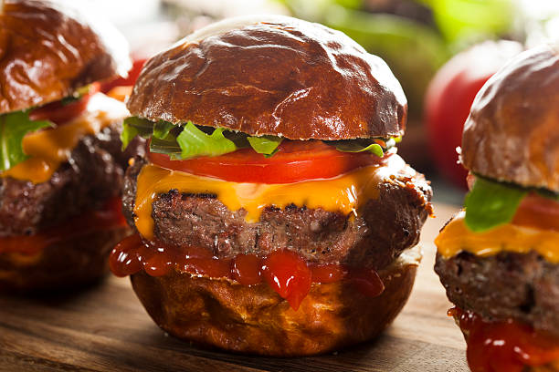 istock Homemade Cheeseburger Sliders with Lettuce 492599591