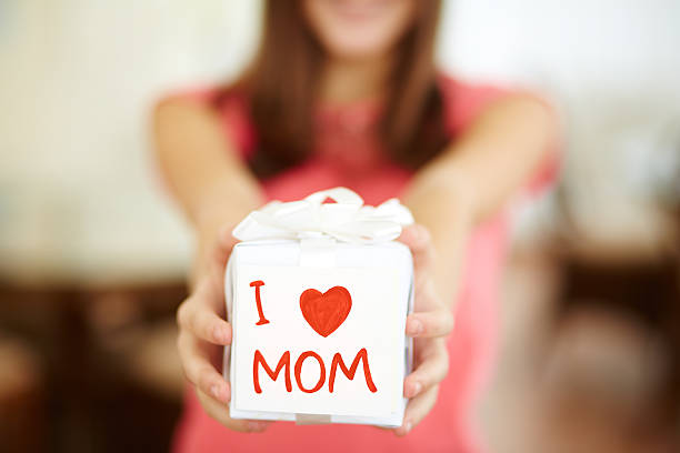 istock With love to mom 492599985