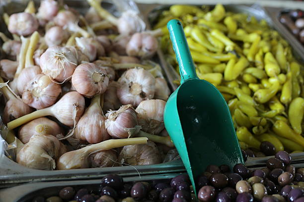 czosnek, papryka chili - spice market israel israeli culture zdjęcia i obrazy z banku zdjęć