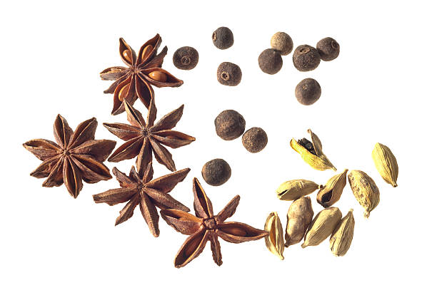 istock star anise, allspice and cardamom, isolated on white background 492604636