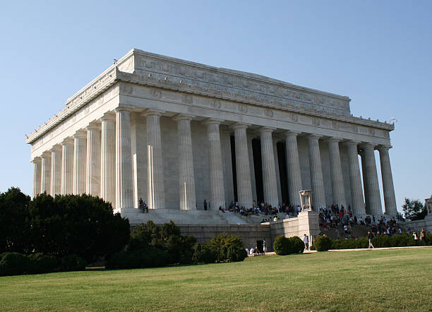 istock The Lincoln Memorial, Washington, DC. 492623386