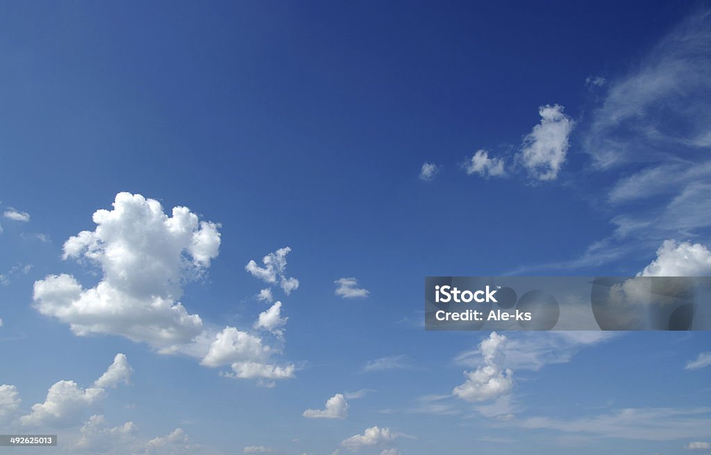 Nuvens brancas - Foto de stock de Abstrato royalty-free