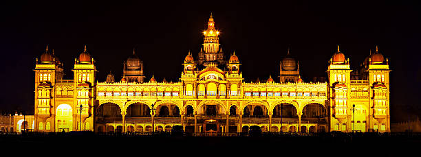 pałac w mysore - bangalore karnataka india famous place zdjęcia i obrazy z banku zdjęć