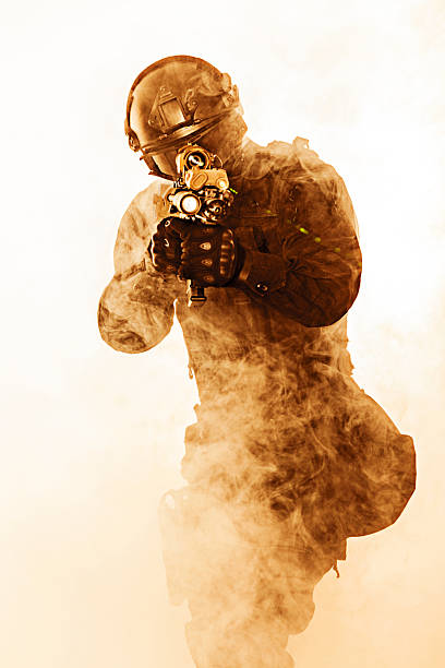 istock police officer SWAT 492648382