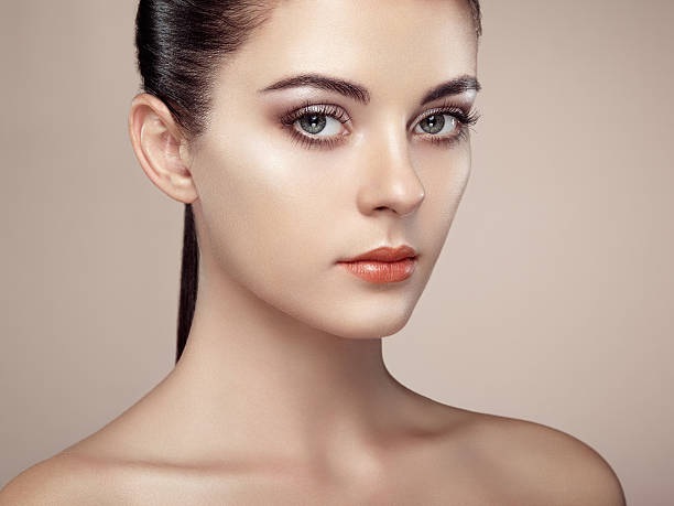 istock Beautiful woman face 492653236