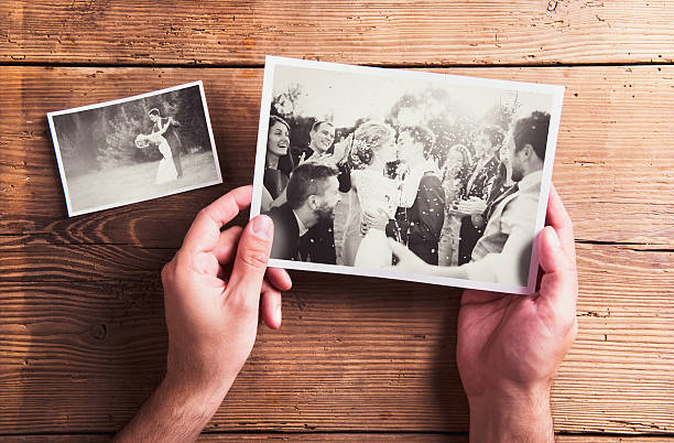 свадебные фото - кисть руки фотографии стоковые фото и изображения