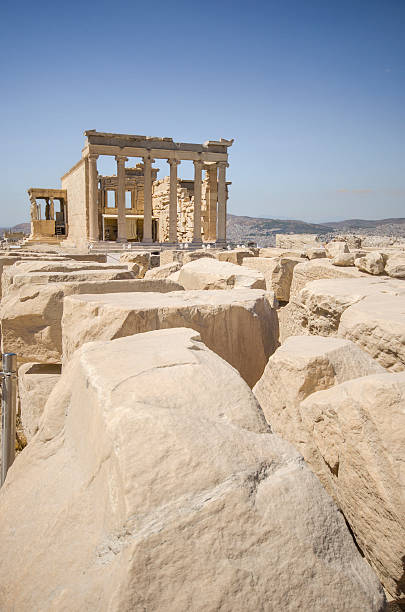 「erechtheion 寺院 - copy space minerva greek culture athens greece ストックフォトと画像