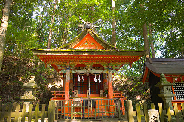 santuario di jinja takahara kumano-giappone - kii foto e immagini stock