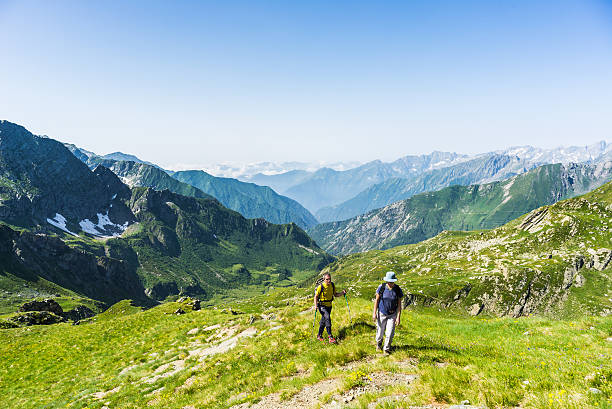 istock Hiking in the Alps on panoramic footpath 492700604