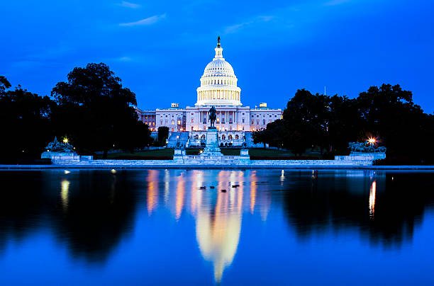 capitol w nocy, dc - washington dc monument sky famous place zdjęcia i obrazy z banku zdjęć