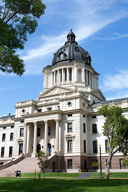 bâtiment du capitole de l'état du dakota du sud - south dakota pierre state capitol building usa photos et images de collection