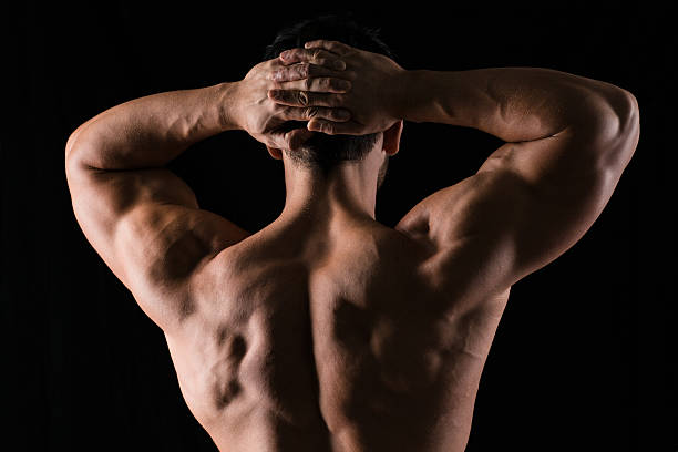istock Back view portrait of a muscular man 492780260