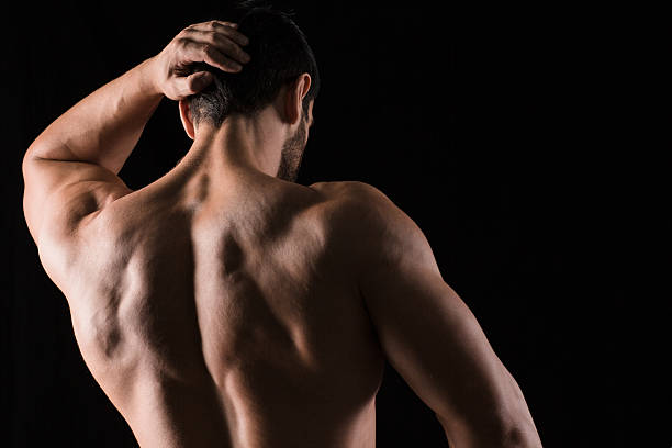 istock Back view portrait of a muscular man 492780434