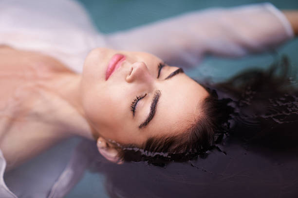 istock Wake up to better skin 492782854