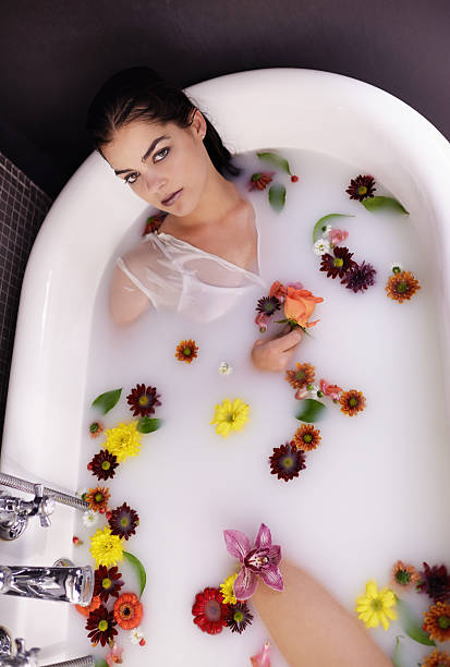 istock Use milk to get gorgeous skin 492783900