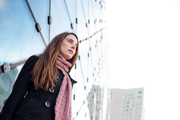 istock city girl 492801097