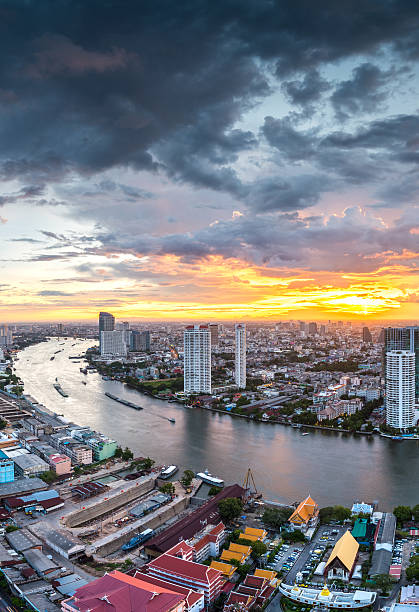istock Landscape of Chaophraya river, Bangkok 492816196